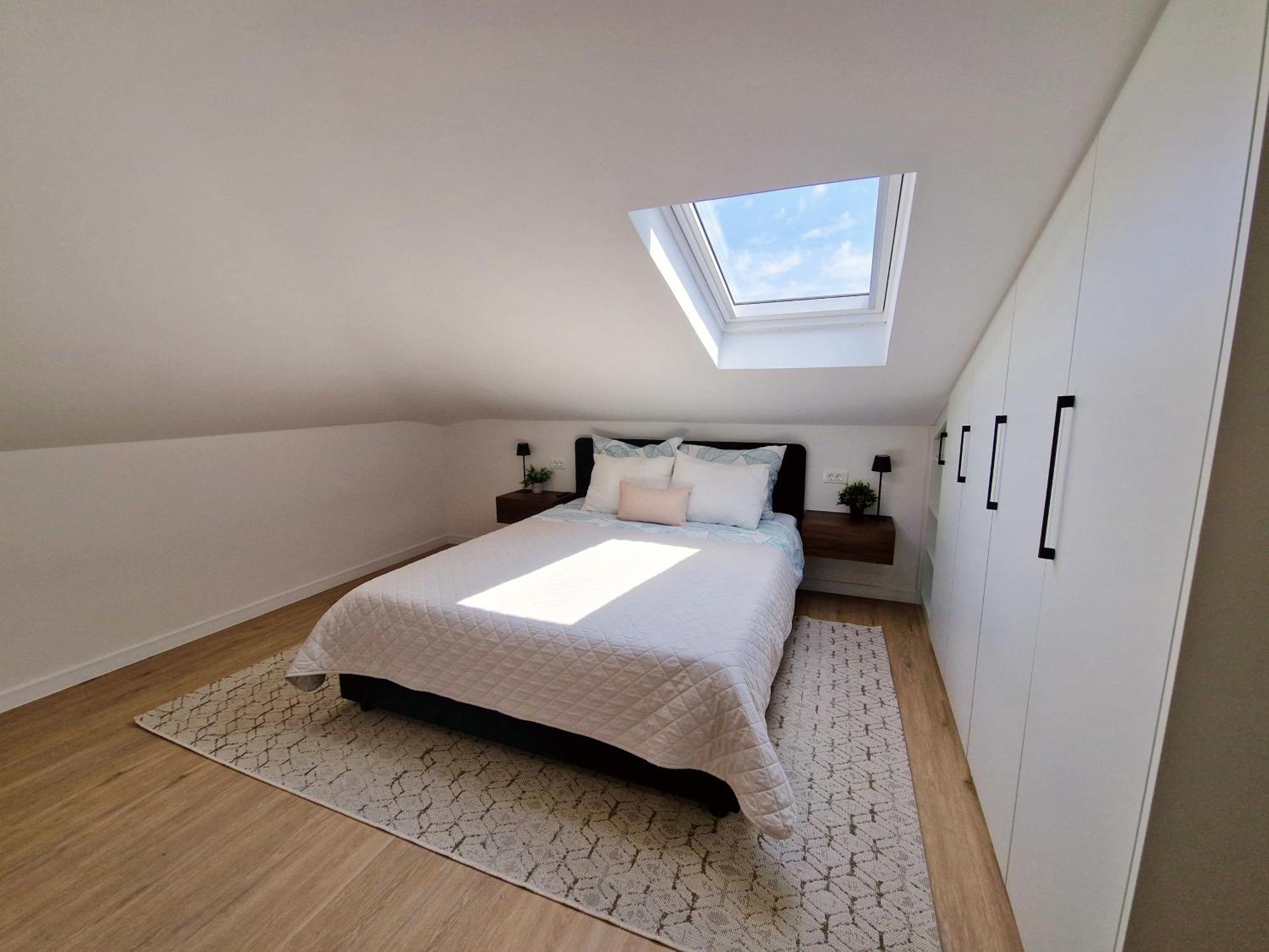 Apartments Jasna ロヴィニ エクステリア 写真