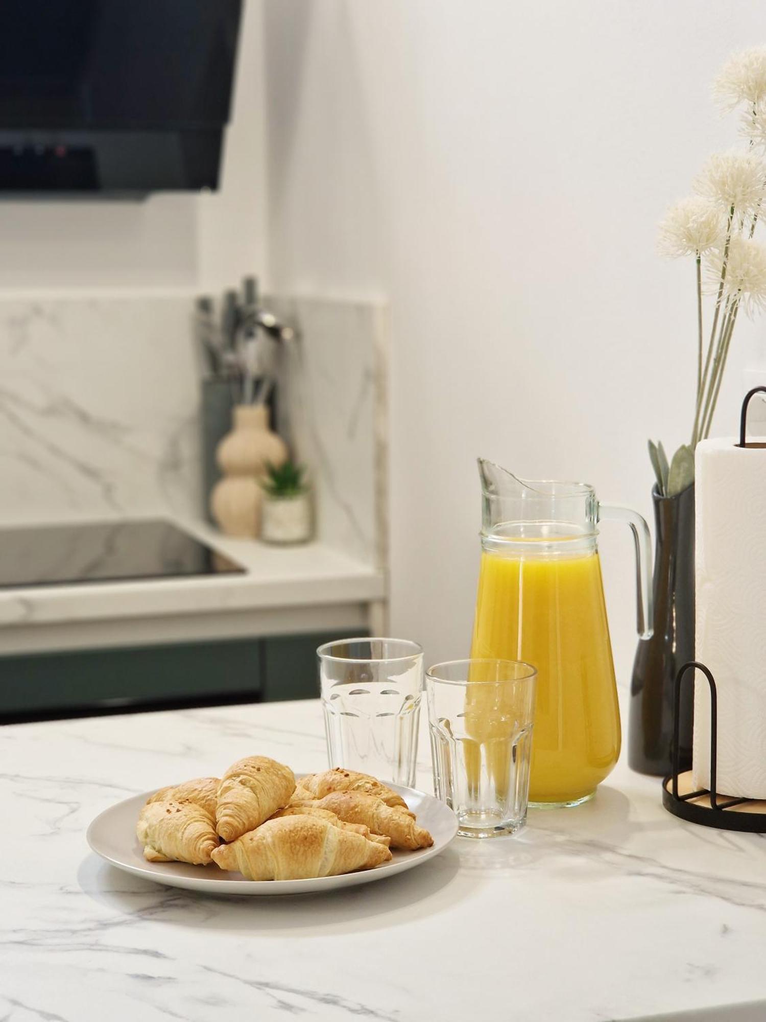 Apartments Jasna ロヴィニ エクステリア 写真